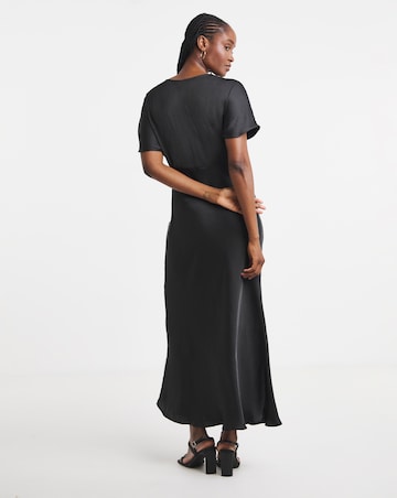 Simply Be Satin Scarf Detail Dress