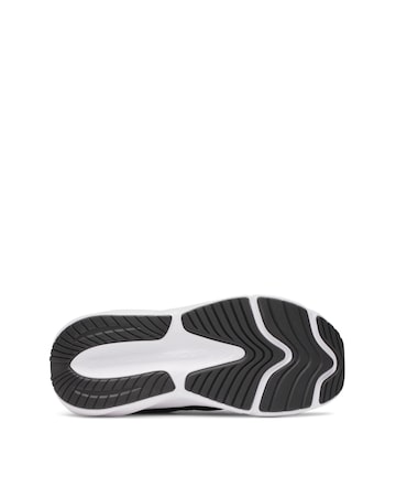 Under Armour Surge 5 Trainers