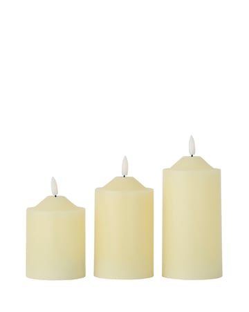 ValueLights Set of 3 LED Flickering Candles with Remote Control