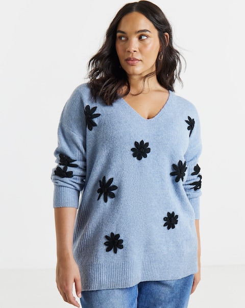 Flower Trim V-Neck Longline Jumper