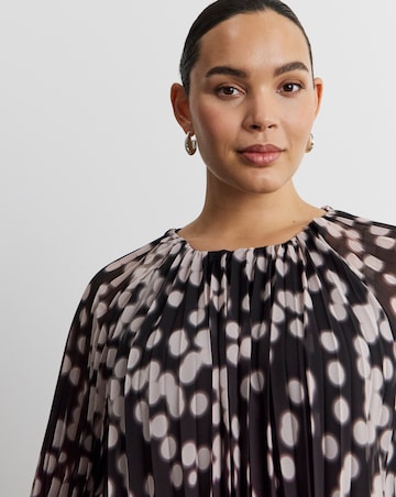 Joanna Hope Pleated Chiffon Printed Top
