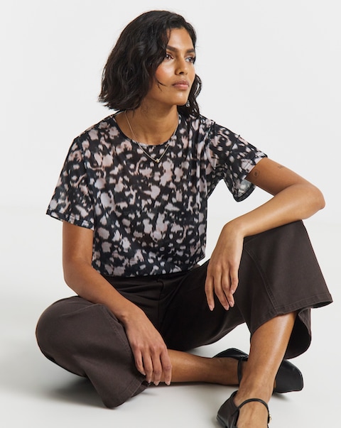 Simply Be Black Blur Print Mesh Relaxed Fit T-Shirt