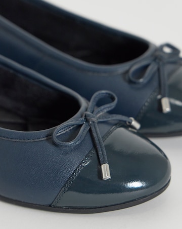 Vine Classic Toe Cap Leather Ballerina Shoes - Extra Wide Fit (EEE)
