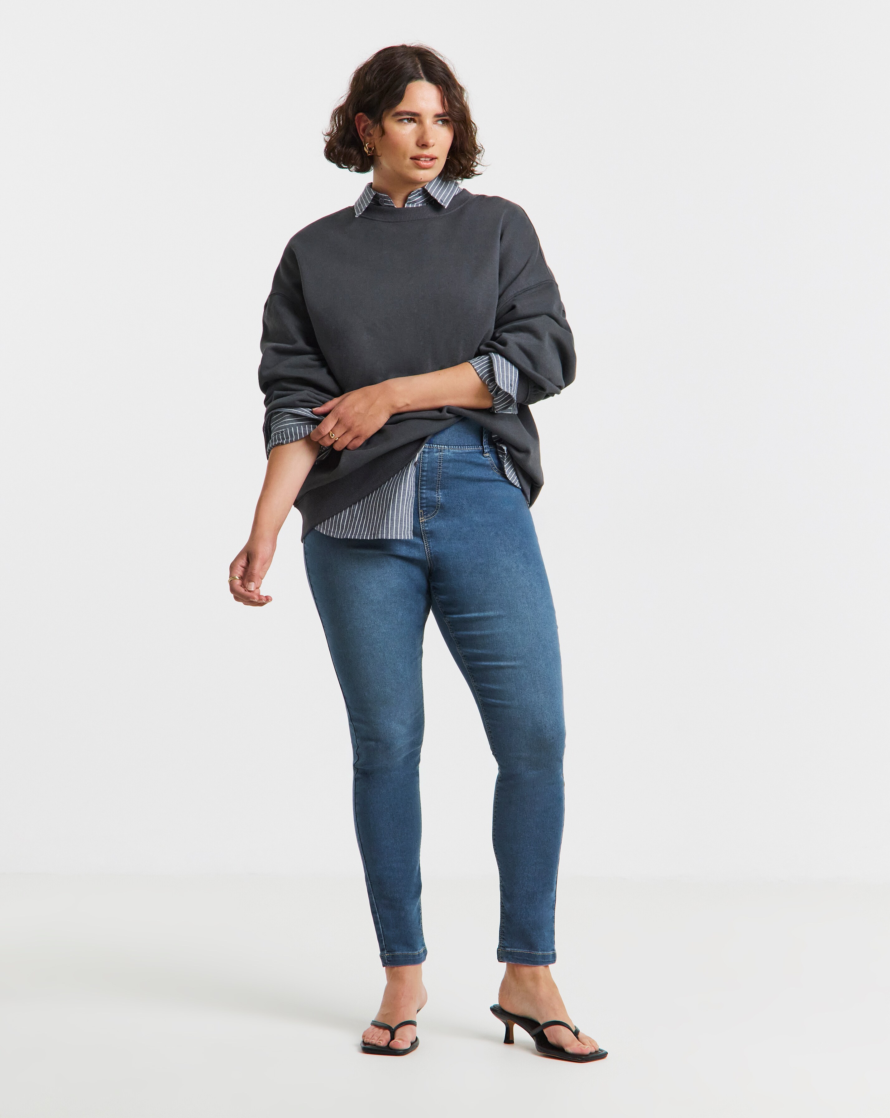 Mid Wash Stretch Skinny Pull On Jeggings