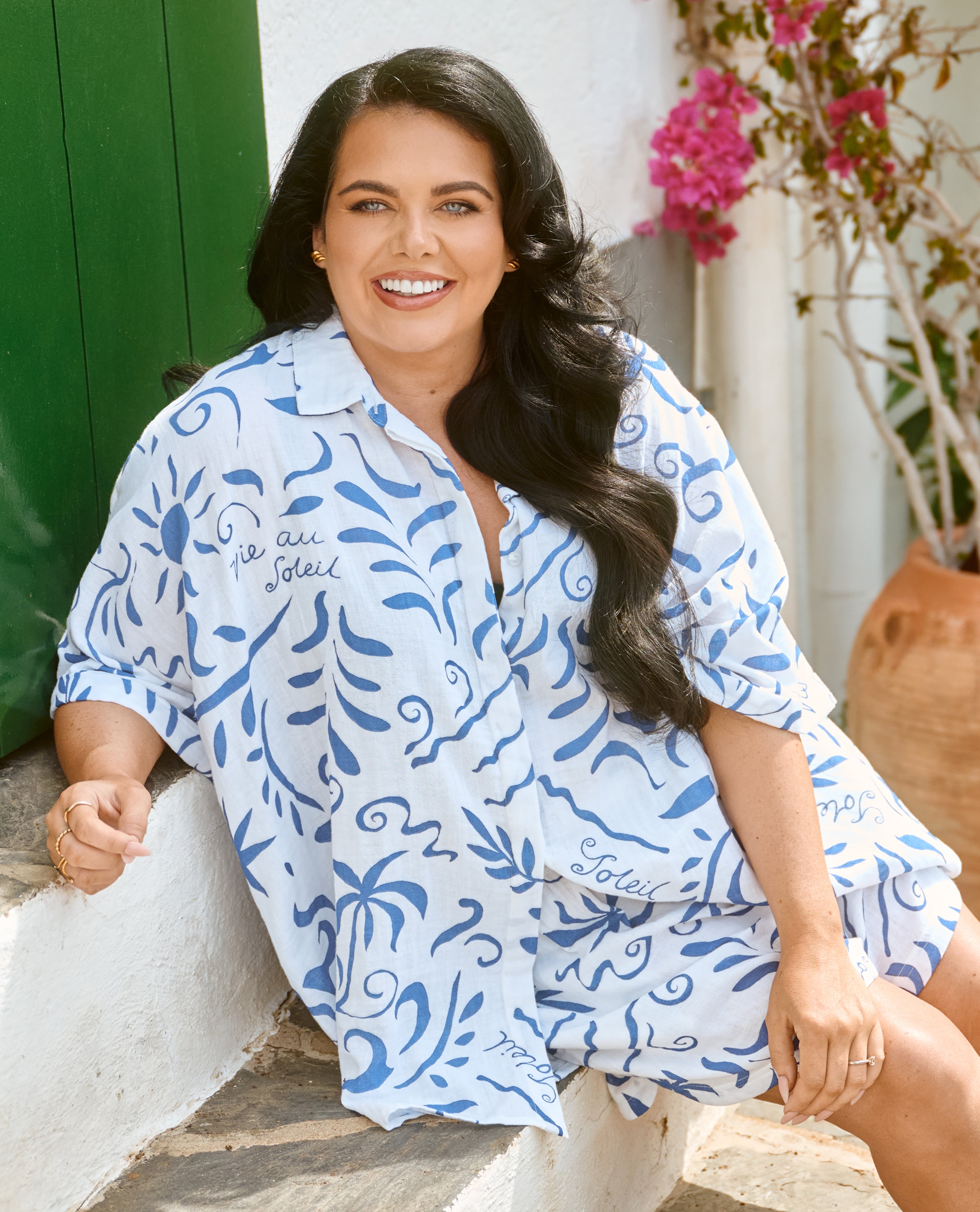 Scarlett Moffatt wears Printed Graphic Cotton Oversized Beach Shirt and Short Co-Ord Set