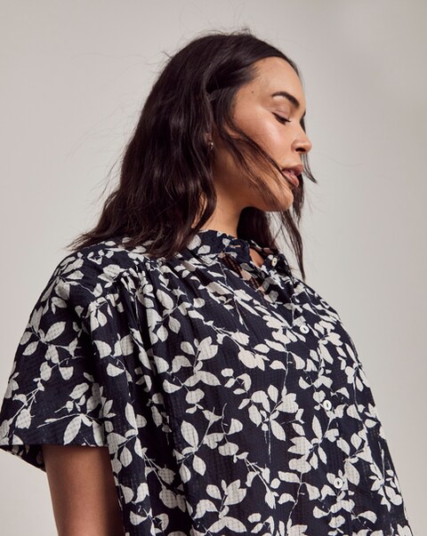Julipa Printed Lightweight Shirt