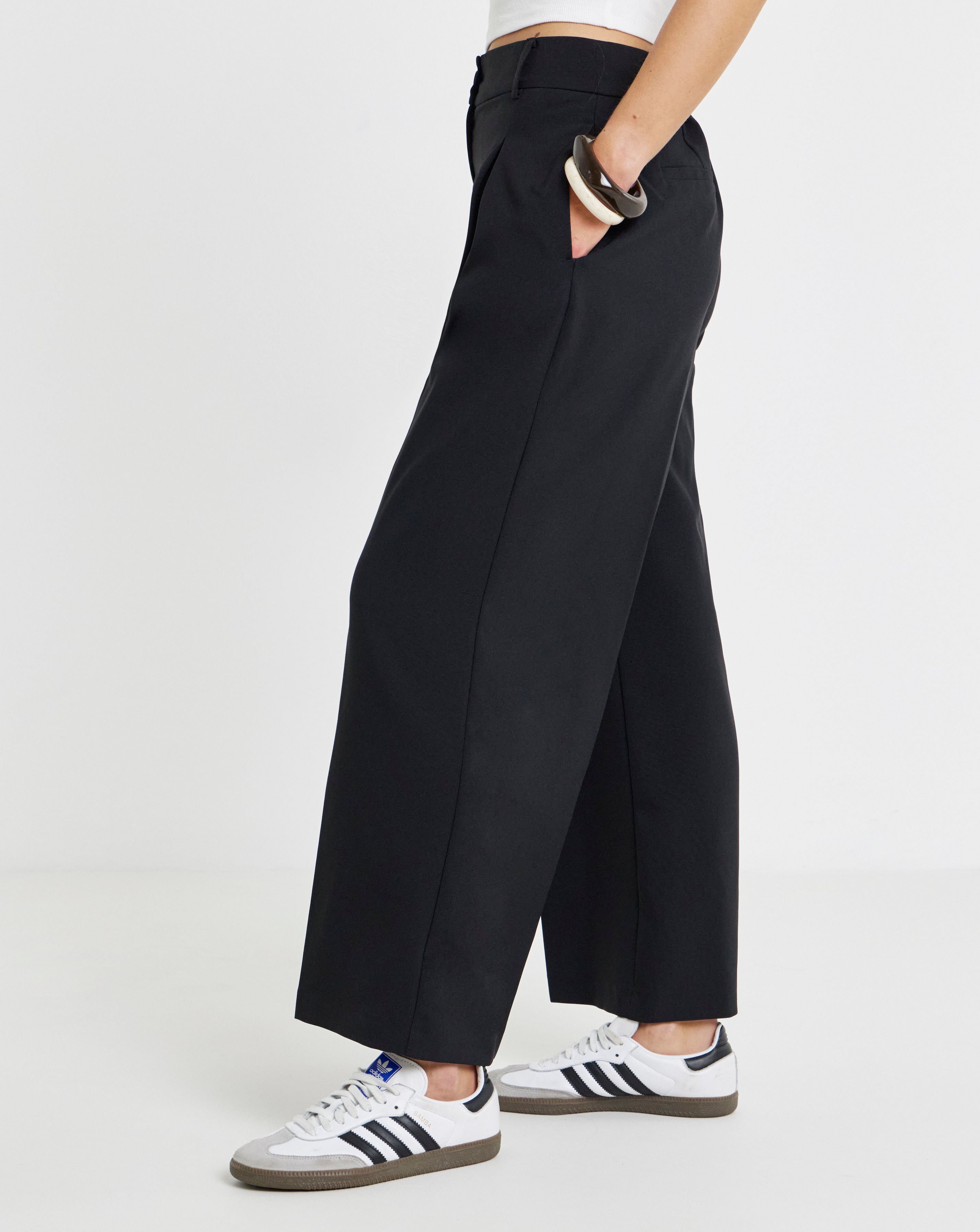 Black Elastic Back Pleated Wide Leg Trousers | Simply Be