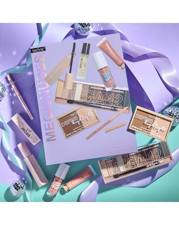 Technic Mega Nudes & Nail Polish set
