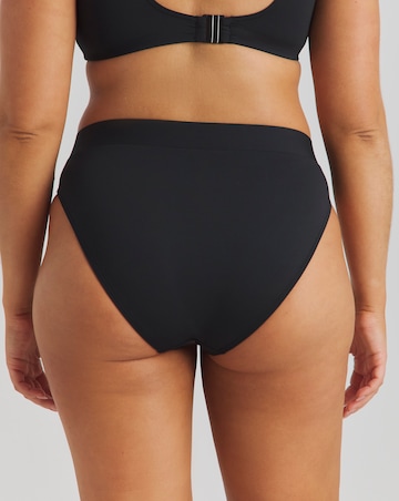 MAGISCULPT Medium Control Contour Me V Shape High Waist Bikini Brief