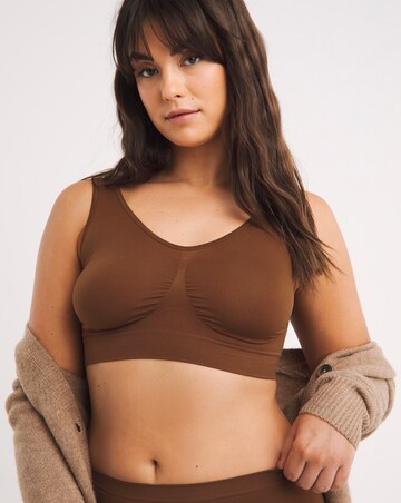 Smoothing Seamless Comfort Top Fits Up To D - Nude 2