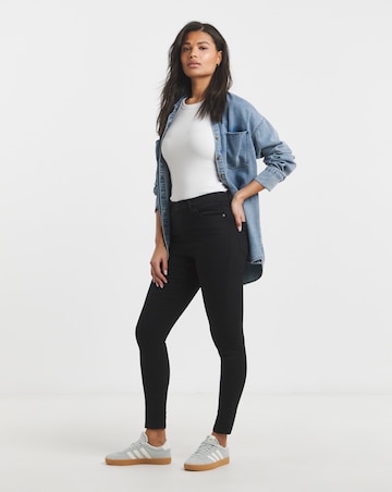 Black 24/7 Stretch Skinny Jeans