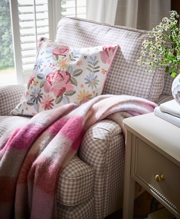 Mila Check Faux Mohair Throw - Pink