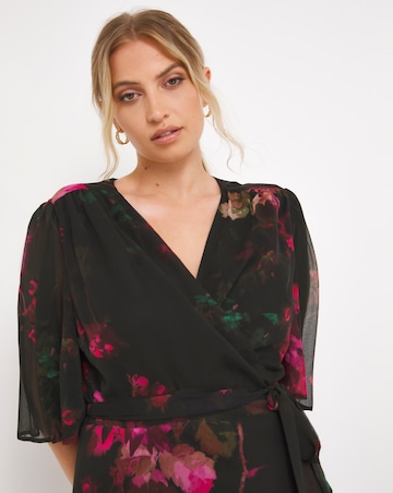 Hope & Ivy Willow Wrap Dress