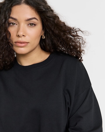 Black Curved Hem Sweatshirt