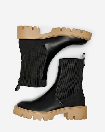 Only Betty Chunky Chelsea Boot Standard Fit