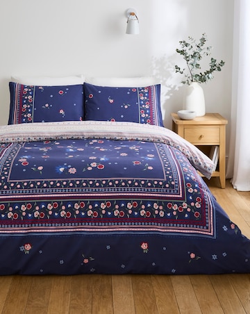 Julipa Ingrid Floral Border Cotton Blend Reversible Duvet Set