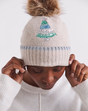 Christmas Tree Bobble Hat