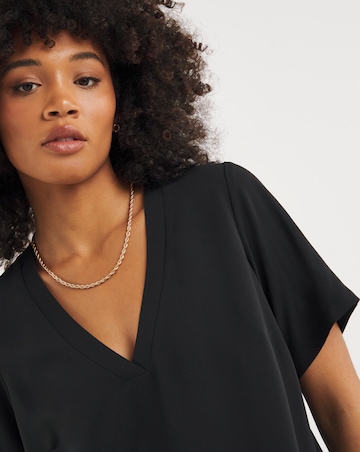 Black V Neck Short Sleeve Boxy Blouse