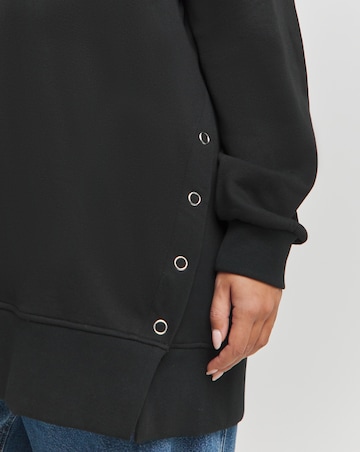 Black Popper Side Longline Hoodie
