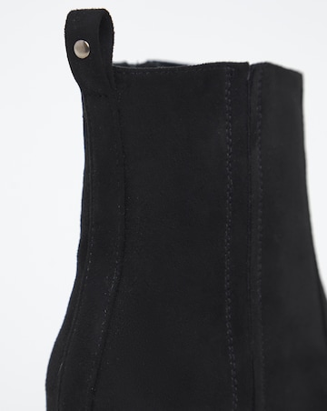 Azora Stretch Seam Western Boots Wide E Fit
