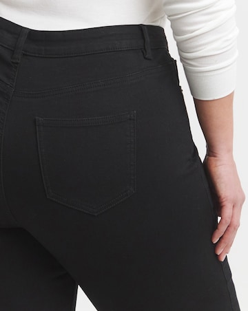 Black Highwaist Super Stretch Slim Jeans