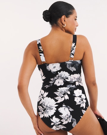 MAGISCULPT Firm Control 2 Pack Swimsuits