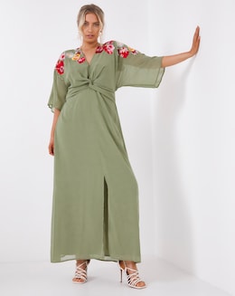 Hope &amp; Ivy Cora Embroidered Maxi Dress