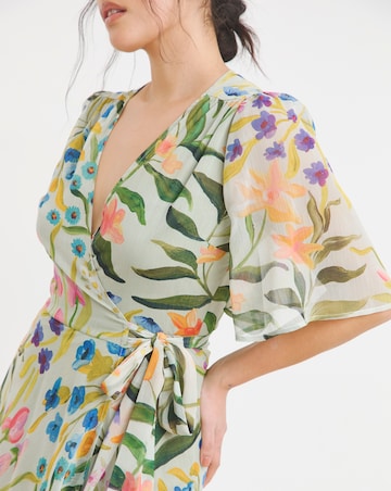 Hope & Ivyn Bonnie Wrap Maxi Dress