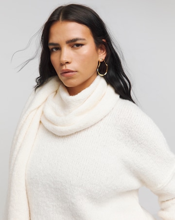 Cream Jumper with Scarf