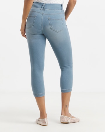Simply Be Light Wash Pull On Capri Jegging