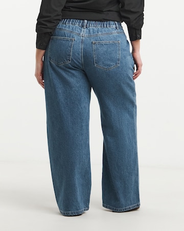 Mid Blue Pleat Detail Wide Leg Jeans