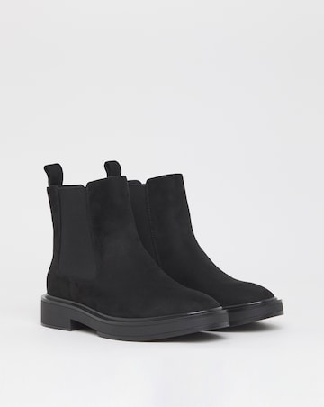 Arya Classic Chelsea Boots - Wide Fit (E)