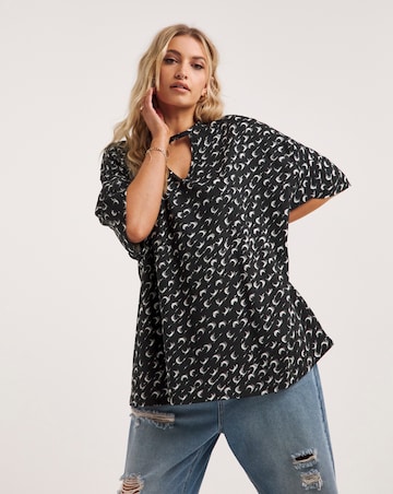 Black Print Longline Cut Out V Tee