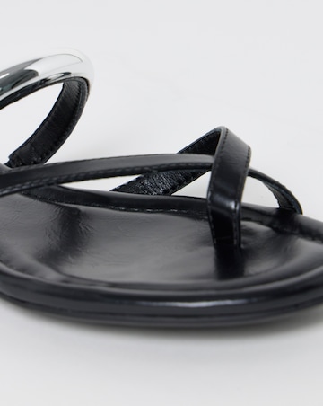 Chapel Toe Loop Hardware Detail Flat Sandals - Extra Wide Fit (EEE)