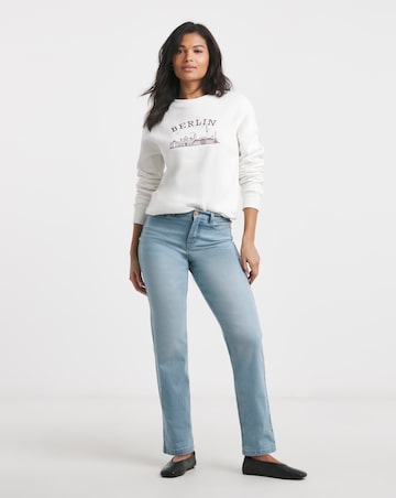 Light Wash 24/7 Boyfriend Jeans