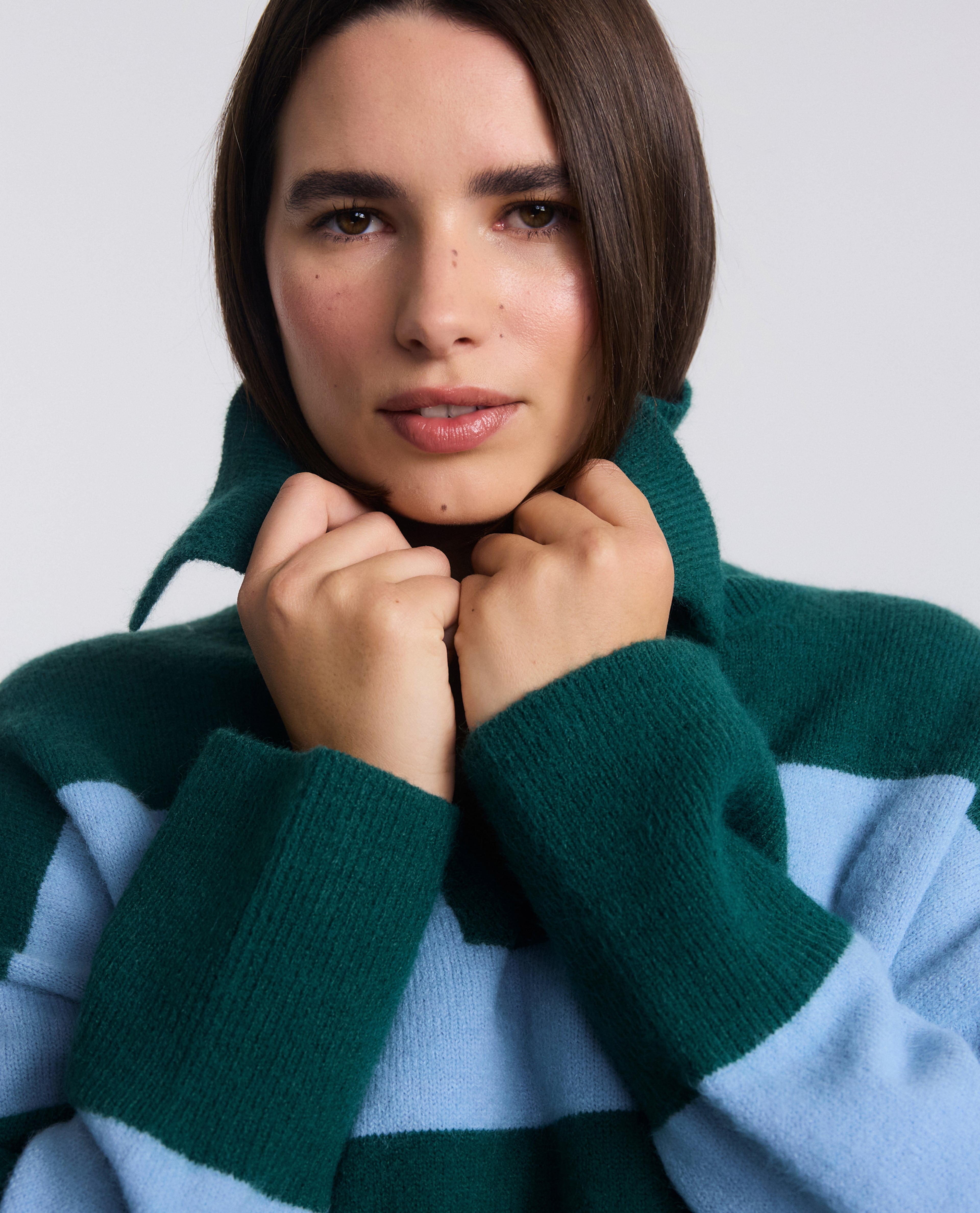 Striped knitwear with high neck