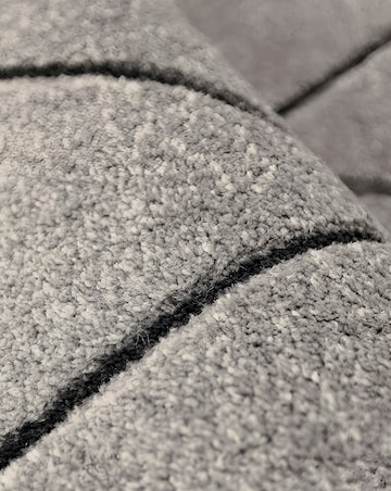 Sara Carved Triangle Rug