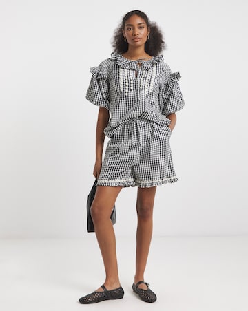 Neon Rose Gingham Seersucker Shorts with Pintuck Daisy Trims