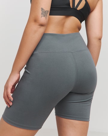 Under Armour Campus 7" Shorts