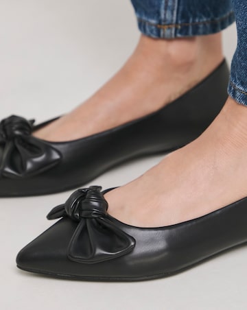 Cedar Pointed Toe Bow Ballet Flats - Wide Fit (E)