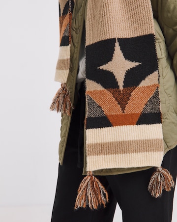 Aztec Pattern Knitted Scarf