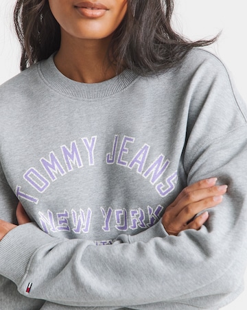 Tommy Jeans Boxy Varsity Sweatshirt