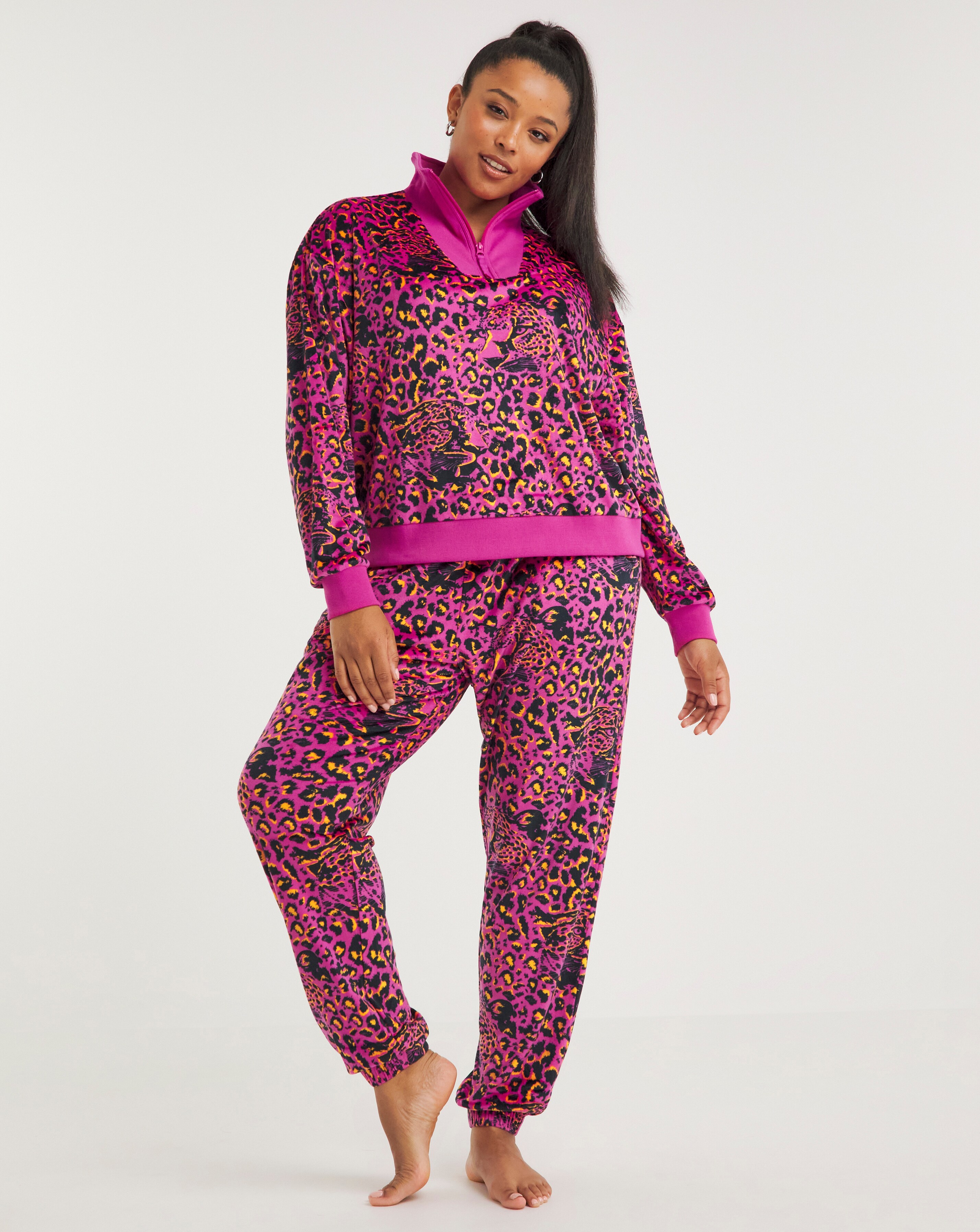 Leopard shop print pyjamas