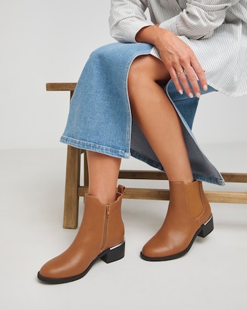 Heavenly Soles Danica Heeled Chelsea Boots Extra Wide EEE Fit