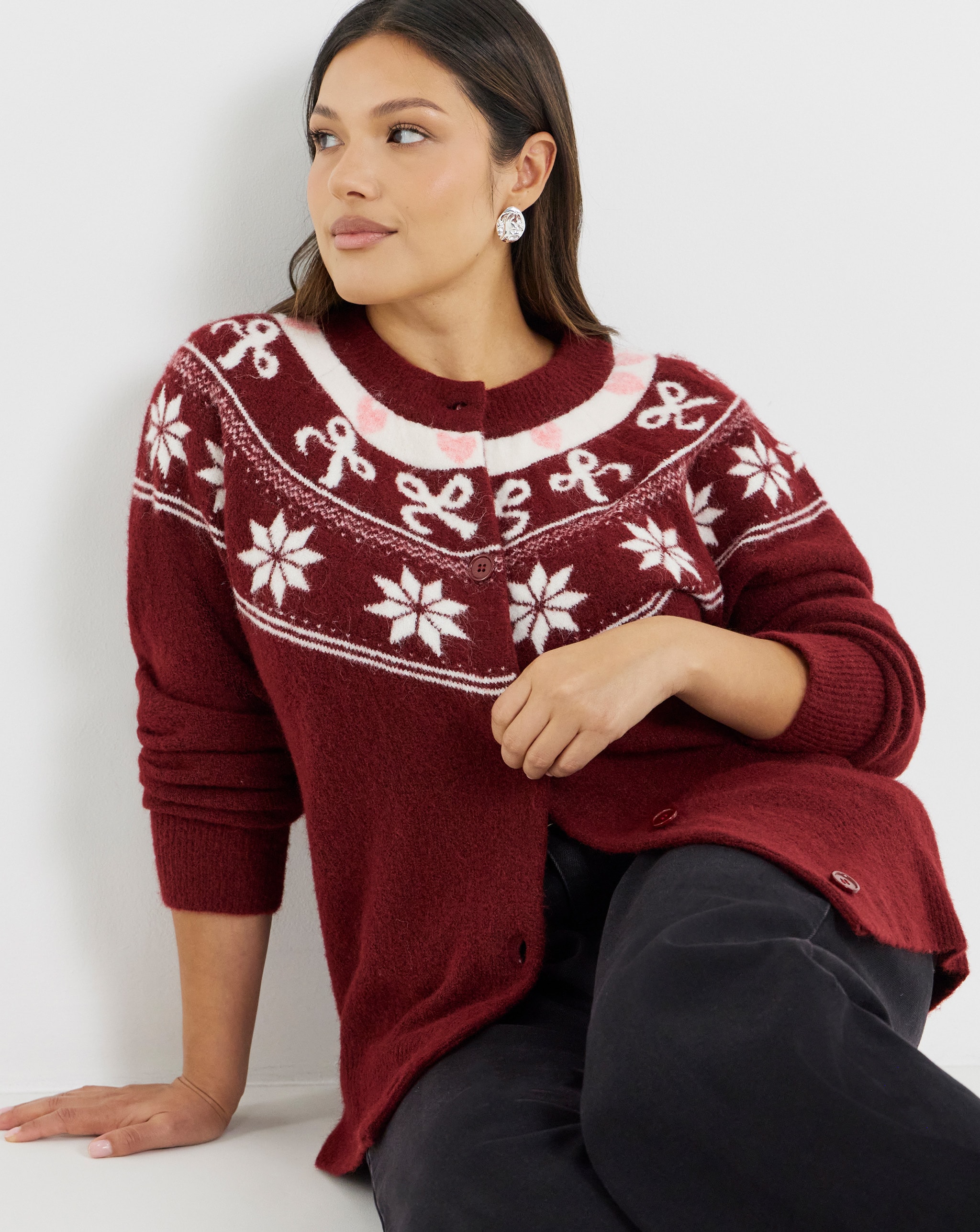 Model Wearing Brushed Yarn Burgundy Fair Isle Crew Neck Cardigan