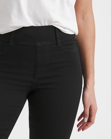 Black Stretch Flared Pull On Jeggings