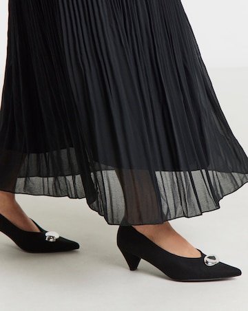 Nevis Kitten Heel Hardware Trim V Cut Court Shoes - Wide Fit (E)