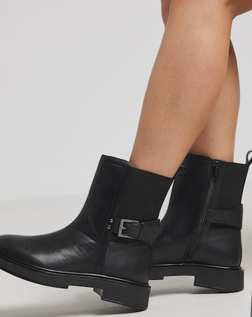 Kylo Chelsea Leather Ankle Boots - Extra Wide Fit (EEE)