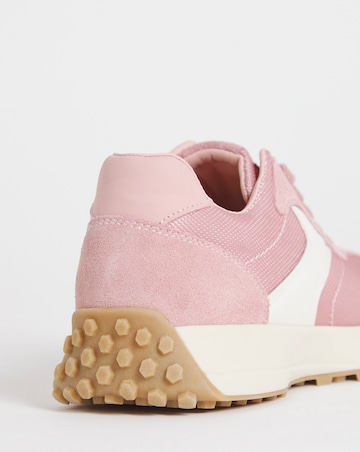 Akira Retro Runner Trainer - Extra Wide Fit (EEE)