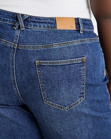 Mid Wash Barrel Jean